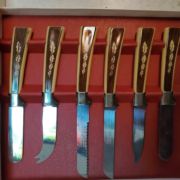 Vintage Sheffield English Cutlery 19 Piece Treasure Chest - Picture 6 of 8